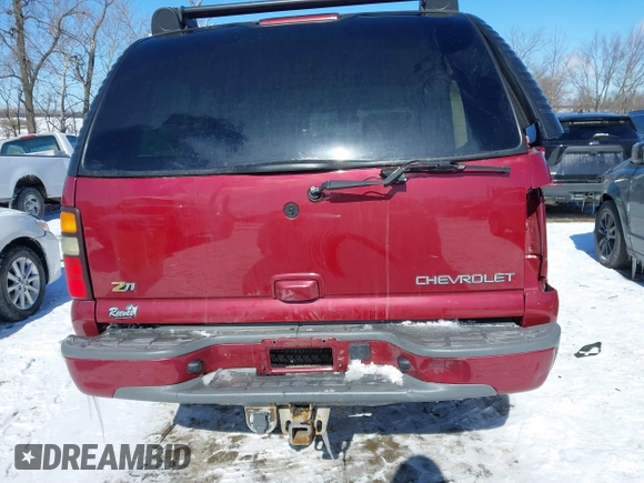 2004 Chevrolet Suburban Z71 with VIN 3GNFK16Z84G231091, listed as a IAAI auction lot 41595885 with 101,243 mi miles. Bid and sale history available at carsss.com. Image 16.
