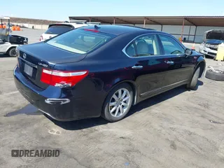 2007 Lexus LS 460 z VIN JTHBL46F175021907, wystawiony jako IAAI lot #42353354 z przebiegiem Nie podano mil oraz . Historia ofert i sprzedaży dostępna na DreamBid. Obrazek 4.