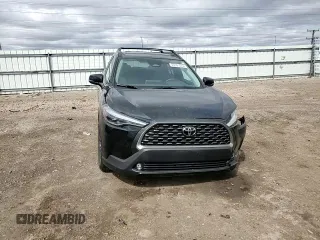 2024 Toyota Corolla Cross XLE z VIN 7MUDAABG9RV102170, wystawiony jako Copart lot #53101075 z przebiegiem 1 709 mil mil oraz Szkoda całkowita • Salvage title. Historia ofert i sprzedaży dostępna na DreamBid. Obrazek 11.