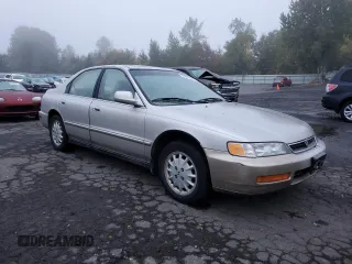 1996 Honda Accord EX with VIN 1HGCD5667TA197002, listed as a Copart auction lot 76937404 with 267,287 mi miles and Clean Title. Bid and sale history available at carsss.com. Image 4.