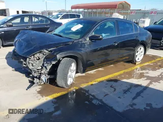 2010 Nissan Altima 2.5 S with VIN 1N4AL2AP5AN402870, listed as a IAAI auction lot 41409655 with 174,640 mi miles. Bid and sale history available at carsss.com. Image 16.