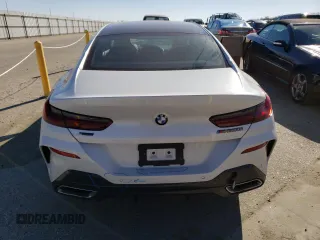 2020 BMW 8 Series M850i with VIN WBAGV8C01LCE08939, listed as a Copart auction lot 39257433 with 45,561 mi miles. Bid and sale history available at carsss.com. Image 6.