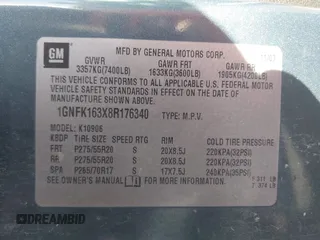 2008 Chevrolet Suburban LTZ z VIN 1GNFK163X8R176340, wystawiony jako IAAI lot #42236061 z przebiegiem 222 294 mil mil oraz . Historia ofert i sprzedaży dostępna na DreamBid. Obrazek 7.