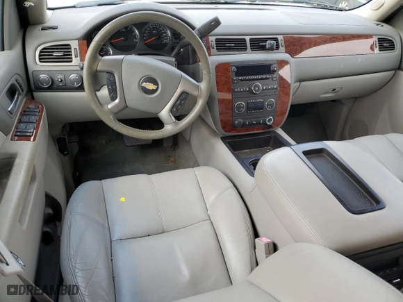 2013 Chevrolet Avalanche LT with VIN 3GNTKFE79DG310995, listed as a Copart auction lot 43777755 with 0 mi miles and Salvage Title. Bid and sale history available at carsss.com. Image 8.