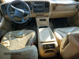 2000 GMC Yukon SLT with VIN 1GKEK13T7YJ160589, listed as a Copart auction lot 46354275 with 292,599 mi miles and Salvage Title. Bid and sale history available at carsss.com. Image 8.
