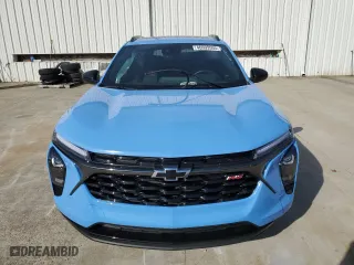 2024 Chevrolet Trax 2RS with VIN KL77LJE2XRC184443, listed as a Copart auction lot 46699505 with 7,618 mi miles and Salvage Title. Bid and sale history available at carsss.com. Image 5.
