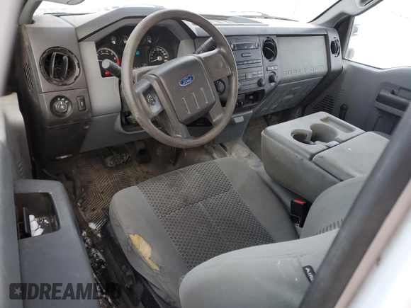 2015 Ford F-250 XLT with VIN 1FT7X2A63FEB26860, listed as a Copart auction lot 44627615 with 350,508 mi miles and Clean title. Bid and sale history available at DreamBid. Image 8.