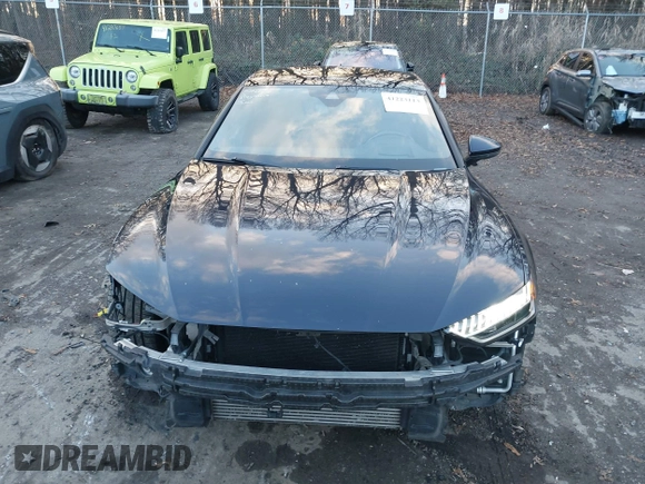 2019 Audi A7 Prestige with VIN WAUV2AF29KN062868, listed as a IAAI auction lot 41223113 with 63,850 mi miles. Bid and sale history available at carsss.com. Image 13.