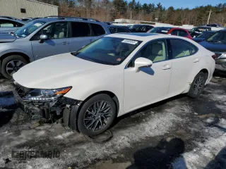 2016 Lexus ES 330 z VIN 58ABK1GG5GU026628, wystawiony jako Copart lot #45669045 z przebiegiem 56 233 mil mil oraz Szkoda całkowita • Salvage title. Historia ofert i sprzedaży dostępna na DreamBid. Obrazek 1.