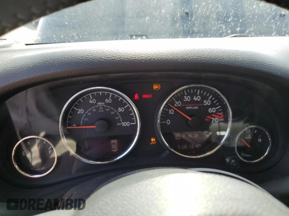 2016 Jeep Wrangler Unlimited Rubicon with VIN 1C4HJWFG4GL107777, listed as a Copart auction lot 48974135 with 118,164 mi miles and Salvage Title. Bid and sale history available at carsss.com. Image 9.