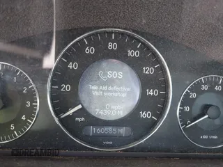 2004 Mercedes-Benz CLK-Class 5.0L with VIN WDBTJ75J54F076383, listed as a IAAI auction lot 41625538 with 160,585 mi miles. Bid and sale history available at carsss.com. Image 7.
