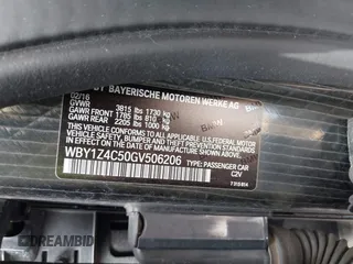 2016 BMW i3 z VIN WBY1Z4C50GV506206, wystawiony jako IAAI lot #41928411 z przebiegiem 41 148 mil mil oraz . Historia ofert i sprzedaży dostępna na DreamBid. Obrazek 9.