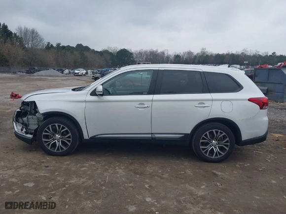 2017 Mitsubishi Outlander SE with VIN JA4AD3A36HZ039163, listed as a IAAI auction lot 41485061 with 87,035 mi miles. Bid and sale history available at carsss.com. Image 14.