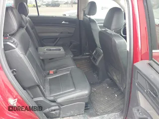 2021 Volkswagen Atlas SE z VIN 1V2HR2CAXMC574861, wystawiony jako IAAI lot #42139105 z przebiegiem 61 098 mil mil oraz . Historia ofert i sprzedaży dostępna na DreamBid. Obrazek 8.