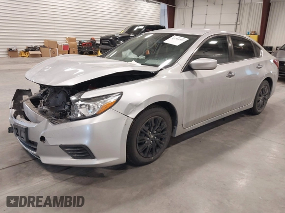 2018 Nissan Altima 2.5 SR with VIN 1N4AL3AP5JC294624, listed as a IAAI auction lot 41701907 with 89,340 mi miles. Bid and sale history available at carsss.com. Image 16.