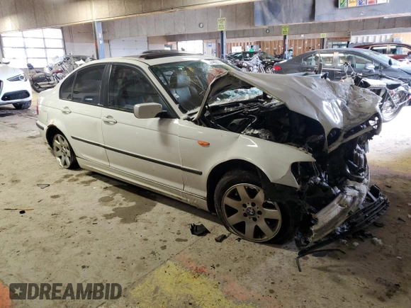 2002 BMW 3 Series 325i with VIN WBAET37452NJ21164, listed as a Copart auction lot 45748215 with 0 mi miles and Salvage Title. Bid and sale history available at carsss.com. Image 4.