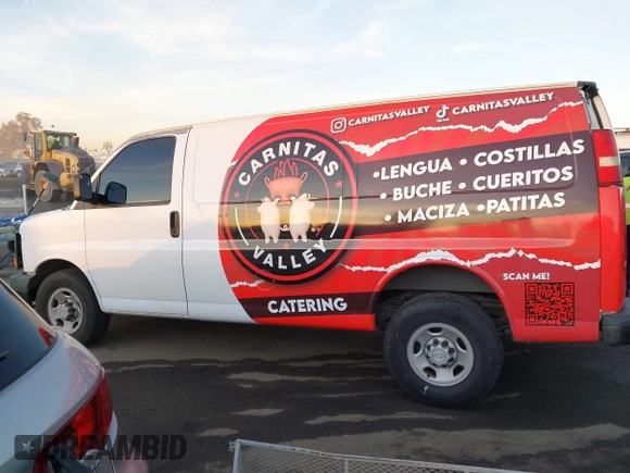2006 Chevrolet Express Cargo Van with VIN 1GCGG25V861159751, listed as a IAAI auction lot 41121656 with 190,252 mi miles. Bid and sale history available at carsss.com. Image 14.