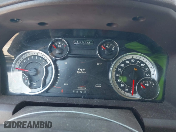2018 Ram 1500 Big Horn z VIN 3C6RR7LT8JG140135, wystawiony jako IAAI lot #41984362 z przebiegiem 161 584 mil mil oraz . Historia ofert i sprzedaży dostępna na DreamBid. Obrazek 7.