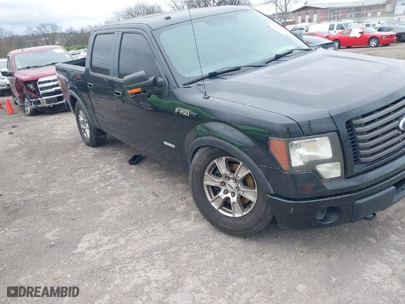 2012 Ford F-150 XL with VIN 1FTFW1ET2CFA65824, listed as a IAAI auction lot 41831216 with 220,258 mi miles. Bid and sale history available at carsss.com. Image 1.