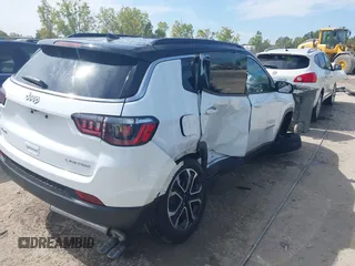 2022 Jeep Compass High Altitude with VIN 3C4NJDCB5NT232353, listed as a IAAI auction lot 40367558 with 8,602 mi miles and . Bid and sale history available at DreamBid. Image 4.