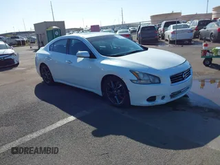 2014 Nissan Maxima SV z VIN 1N4AA5AP7EC475084, wystawiony jako IAAI lot #41624955 z przebiegiem 112 025 mil mil oraz . Historia ofert i sprzedaży dostępna na DreamBid. Obrazek 1.