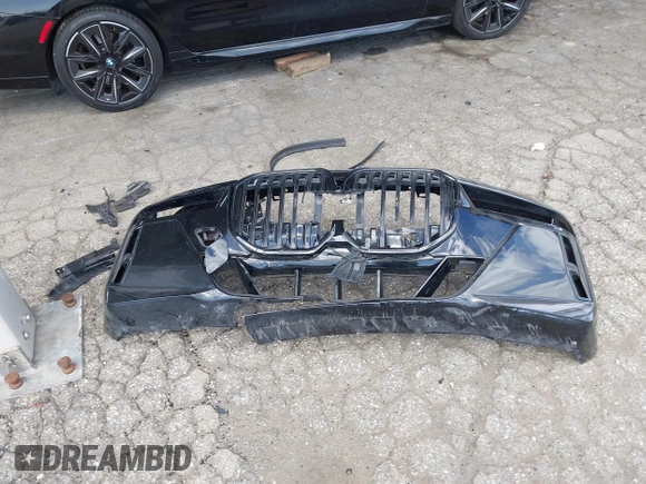 2023 BMW 7 Series 740i с VIN WBA23EH09PCL71147, выставлен на аукционе IAAI как лот 41906244 с пробегом 51 981 миль миль и . История ставок и продаж доступна на DreamBid. Изображение 12.