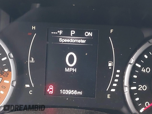 2015 Jeep Renegade Latitude z VIN ZACCJBBT8FPB25943, wystawiony jako IAAI lot #42120185 z przebiegiem 103 956 mil mil oraz . Historia ofert i sprzedaży dostępna na DreamBid. Obrazek 16.