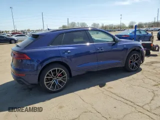 2023 Audi Q8 Premium Plus z VIN WA1EVBF1XPD017663, wystawiony jako Copart lot #54017405 z przebiegiem 22 800 mil mil oraz Czysty tytuł • Clean title. Historia ofert i sprzedaży dostępna na DreamBid. Obrazek 3.