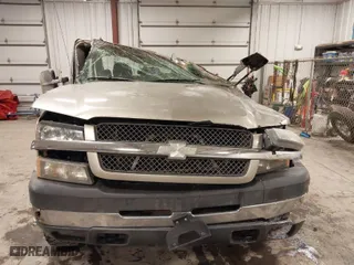 2003 Chevrolet Silverado 2500HD LS with VIN 1GCHK23173F140934, listed as a IAAI auction lot 41263369 with 101,952 mi miles. Bid and sale history available at carsss.com. Image 12.