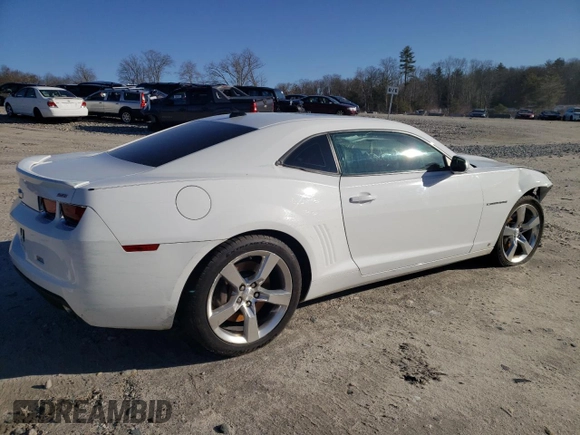 2010 Chevrolet Camaro 2SS z VIN 2G1FK1EJ5A9135194, wystawiony jako Copart lot #47948865 z przebiegiem 43 834 mil mil oraz Tytuł czysty. Historia ofert i sprzedaży dostępna na DreamBid. Obrazek 3.