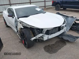2022 Chevrolet Camaro 2LT with VIN 1G1FD1RS9N0124017, listed as a IAAI auction lot 41512484 with 6,991 mi miles. Bid and sale history available at carsss.com. Image 1.