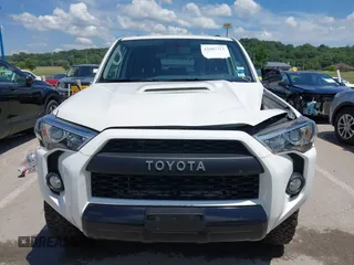 2018 Toyota 4Runner SR5 with VIN JTEBU5JRXJ5595186, listed as a IAAI auction lot 42607713 with 83,592 mi miles and . Bid and sale history available at DreamBid. Image 13.
