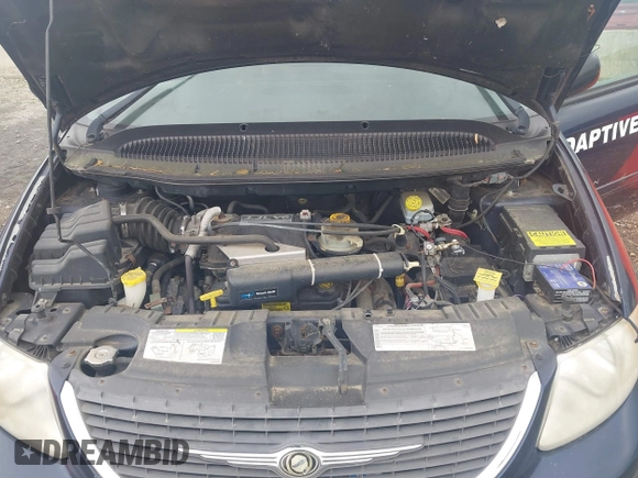 2004 Chrysler Town & Country LX z VIN 1C4GP44R24B527042, wystawiony jako IAAI lot #42466864 z przebiegiem 82 019 mil mil oraz . Historia ofert i sprzedaży dostępna na DreamBid. Obrazek 10.
