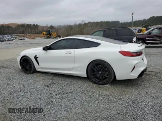 2020 BMW M8 z VIN WBSAE0C09LCD76941, wystawiony jako Copart lot #43378505 z przebiegiem 67 146 mil mil oraz Czysty tytuł • Clean title. Historia ofert i sprzedaży dostępna na DreamBid. Obrazek 2.