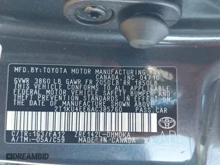 2010 Toyota Matrix with VIN 2T1KU4EE6AC385760, listed as a IAAI auction lot 41929939 with 209,599 mi miles. Bid and sale history available at carsss.com. Image 9.