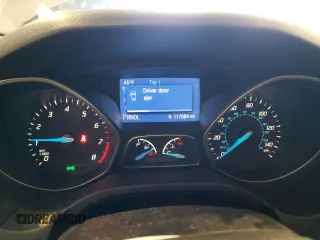 2014 Ford Focus SE with VIN 1FADP3K28EL188565, listed as a Copart auction lot 45162475 with 117,684 mi miles and Clean Title. Bid and sale history available at carsss.com. Image 9.