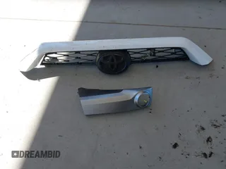 2019 Toyota 4Runner SR5 с VIN JTEBU5JR0K5630450, выставлен на аукционе IAAI как лот 42386961 с пробегом 104 733 миль миль и . История ставок и продаж доступна на DreamBid. Изображение 12.