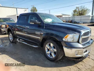 2015 Ram 1500 Outdoorsman z VIN 1C6RR6LT1FS729196, wystawiony jako Copart lot #81125114 z przebiegiem Nie podano mil oraz Szkoda całkowita • Salvage title. Historia ofert i sprzedaży dostępna na DreamBid. Obrazek 4.