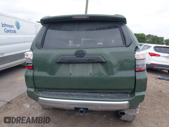 2022 Toyota 4Runner TRD Off Road Premium with VIN JTERU5JR2N5980584, listed as a IAAI auction lot 42086657 with 40,326 mi miles and . Bid and sale history available at DreamBid. Image 17.