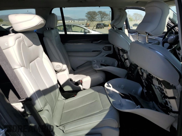 2022 Jeep Grand Cherokee Overland with VIN 1C4RJKDG2N8536125, listed as a Copart auction lot 50843965 with 70,865 mi miles and Salvage title. Bid and sale history available at DreamBid. Image 11.
