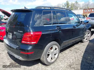 2015 Mercedes-Benz GLK-Class GLK 350 with VIN WDCGG8JB2FG349860, listed as a IAAI auction lot 41863818 with 1 mi miles. Bid and sale history available at carsss.com. Image 4.