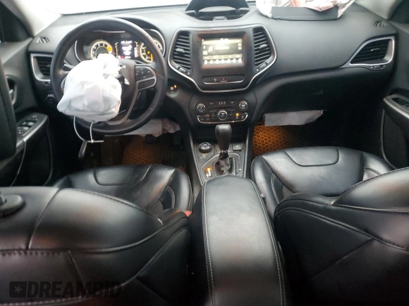 2019 Jeep Cherokee Latitude Plus with VIN 1C4PJMLX9KD347043, listed as a Copart auction lot 84671434 with 69,075 mi miles and Salvage Title. Bid and sale history available at carsss.com. Image 8.