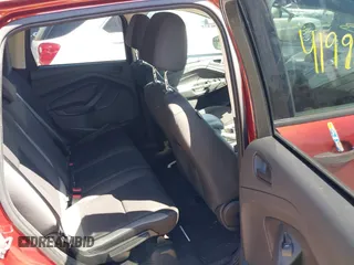 2015 Ford Escape S with VIN 1FMCU0F74FUA26457, listed as a IAAI auction lot 41992299 with 216,519 mi miles. Bid and sale history available at carsss.com. Image 8.