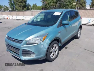 2013 Ford Escape SE z VIN 1FMCU0GX4DUC93738, wystawiony jako IAAI lot #42552635 z przebiegiem 167 729 mil mil oraz . Historia ofert i sprzedaży dostępna na DreamBid. Obrazek 6.