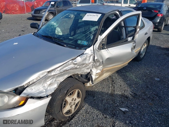 2005 Chevrolet Cavalier with VIN 1G1JC52F457200624, listed as a IAAI auction lot 41933476 with 141,388 mi miles. Bid and sale history available at carsss.com. Image 6.