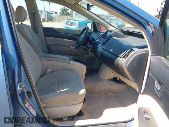 2004 Toyota Prius with VIN JTDKB20U540109710, listed as a IAAI auction lot 42208286 with 277,935 mi miles and . Bid and sale history available at DreamBid. Image 5.