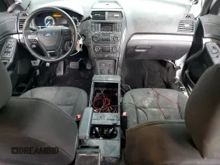 2017 Ford Police Interceptor Utility z VIN 1FM5K8ARXHGC35340, wystawiony jako Copart lot #54692385 z przebiegiem Nie podano mil oraz Szkody całkowita. Historia ofert i sprzedaży dostępna na DreamBid. Obrazek 8.