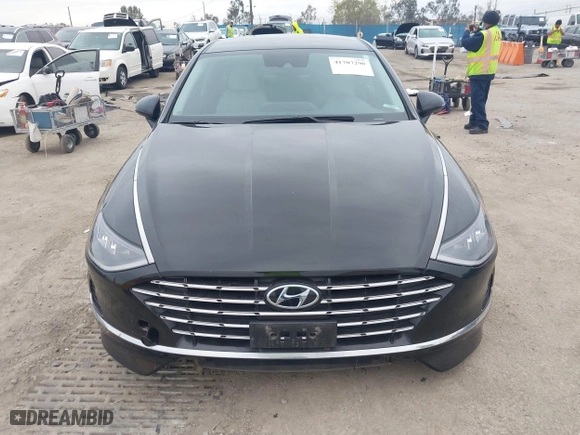 2021 Hyundai Sonata Hybrid SEL with VIN KMHL34JJ1MA024239, listed as a IAAI auction lot 41707290 with 165,214 mi miles. Bid and sale history available at carsss.com. Image 12.