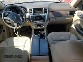 2015 Mercedes-Benz M ML 350 with VIN 4JGDA5JB3FA553624, listed as a Copart auction lot 48252185 with 117,172 mi miles and Salvage Title. Bid and sale history available at carsss.com. Image 8.
