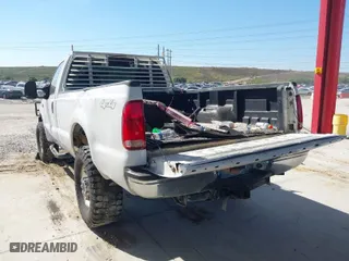 2006 Ford Super Duty F-250 XL with VIN 1FTNF21536EC81197, listed as a IAAI auction lot 41467819 with 336,567 mi miles. Bid and sale history available at carsss.com. Image 3.